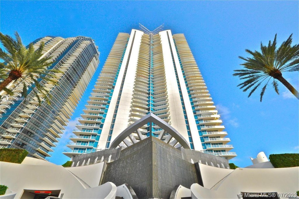 Jade Beach Sunny Isles