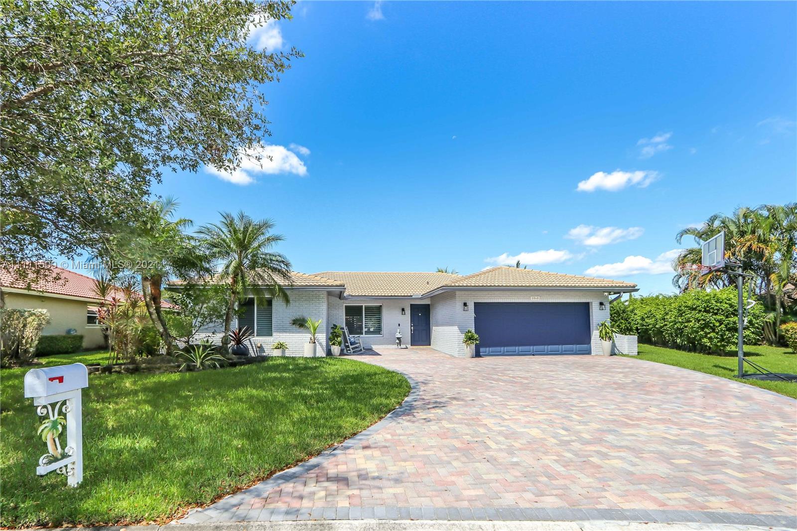 1068 NW 108th Ln Coral Springs FL 33071
