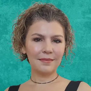 Kübra Oktan